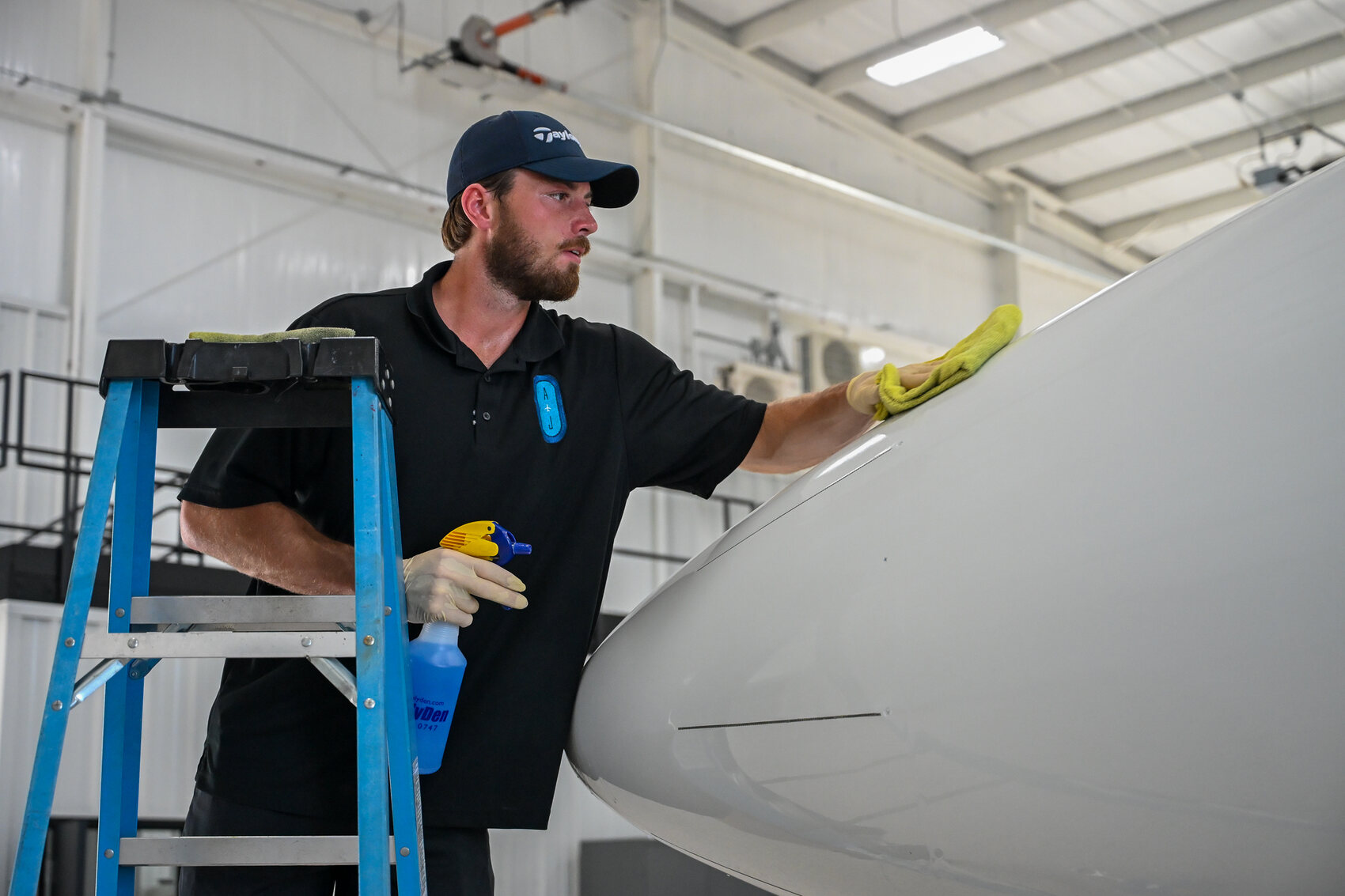 Polishing the nose to a mirror finish